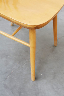 chaise vintage retrofurniture scandinave chaise bistrot ancien ecole chaise a barreaux bois blond home deco teck lot baumann