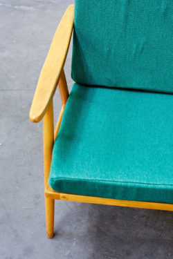 fauteuil retro vintage pop tissu tendance home deco pieds compas piedscompas conceptsore lyon shopping liseuse canape scandinave