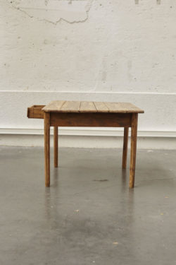 Table en bois rustique vintage mobilier scandinave