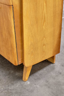 meuble bois clair lampadaire 3 bras liseuse fauteuil scandinave cuir noir skai chariot en bois ancien meuble bas buffet commode lampe a poser lampe de bureau lampe de salon abat jour paire de chevets bois tables gigognes noir globe de mariée napoleon IIIglobe decoration cabinet de curiosite shabby enfilade teck scandinave anglais avalaon gplan buffet console danish design chaise corde paille bois vintage rustique chic retro annees 50 60 brocante pop up store concept store assise fauteuil canape lyon deco home decoration mobilier ancien