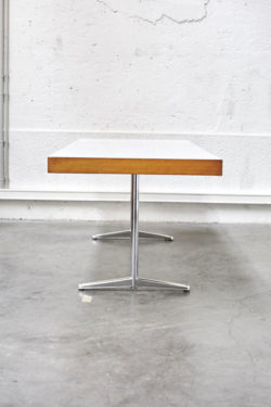 Table formica vintage mobilier pieds compas mobilier scandinave décoration moderniste