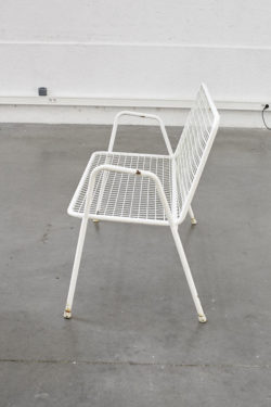 Banc EMU mobilier jardin vintage acier blanc mobilier scandinave pieds compas