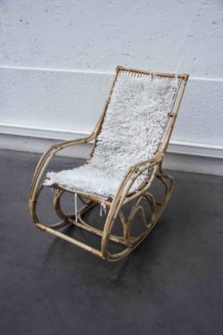 rocking chair rotin mobilier scandinave vintage Pieds Compas design brocante déco chaise d'école enfilade bureau table bistro