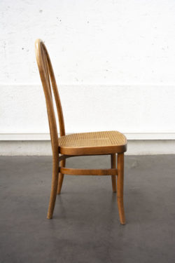 chaises cannage vintage pieds compas brocante Lyon enfilade scandinave table bistrot fauteuil rotin chaise d'école