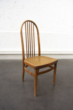 chaises cannage vintage pieds compas brocante Lyon enfilade scandinave table bistrot fauteuil rotin chaise d'école