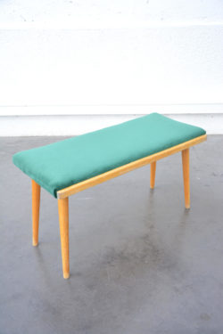 tabouret ancien, chaise bistrot, banc vintage, table de ferme, tabouret bistrot, rotin, bar en rotin, chaise en rotin fauteuil en rotin, banquette en rotin, table scandinave, fauteuil vintage, fauteuil scandinave, miroir louis philippe, miroir doré, lampadaire vintage, enfilade