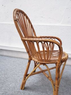 chaise rotin fauteuil vintage brocante maison ameublement deco home deco tendance lyon decoration pieds compas boutique ameublement