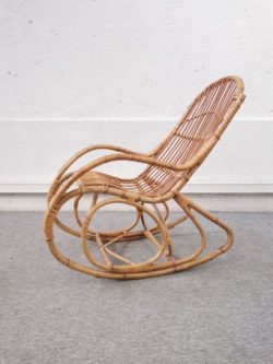 rocking chair rotin bambou osier chaise tcheque bois bistrot buffet campagne chic deco shabby rustique chaises chaise bois bistrot ecole école industrielle indus deco loft meuble vintage tv bas acajou oalissandre retro design vintage lyon chevet enfilade baumann teck danemark brocante lyon boutique ameublement mobilier decoration vintage