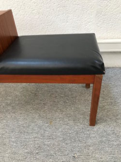 telephone seat, enfilade anglaises, enfilades vintage, table ercol, rocj-king chair vintage, rotin, fauteuil rotin, bibliothèque vintage, table en teck, commode vintage