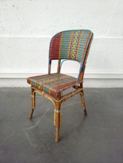rotin vintage, fauteuil en rotin, vintage style, table de ferme, table basse vintage, fauteuil conférence, chaise bistrot, chaise baumann, enfilade