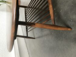 vintage, fauteuil vintage, enfilade, table de ferme, rotin, rotin vintage, chaise en rotin, fauteuil rotin, Ercol, table basse Ercol