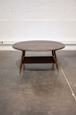 table d'appoint vintage, meuble de rangement vintage, meuble TV vintage, fauteuil boomerang, meuble de métier