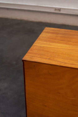 console vintage, bibliothèque, fauteuil vintage, table à rallonges vintage, enfilade vintage, table basse scandinave, table basse gigognes