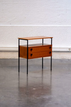 console vintage, bibliothèque, fauteuil vintage, table à rallonges vintage, enfilade vintage, table basse scandinave, table basse gigognes