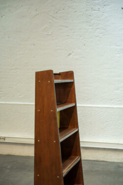 console vintage, bibliothèque, fauteuil vintage, table à rallonges vintage, enfilade vintage, table basse scandinave, table basse gigognes