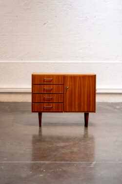 console vintage, bibliothèque, fauteuil vintage, table à rallonges vintage, enfilade vintage, table basse scandinave, table basse gigognes