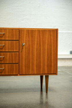 console vintage, bibliothèque, fauteuil vintage, table à rallonges vintage, enfilade vintage, table basse scandinave, table basse gigognes