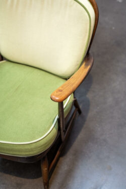 console vintage, bibliothèque, fauteuil vintage, table à rallonges vintage, enfilade vintage, table basse scandinave, table basse gigognes