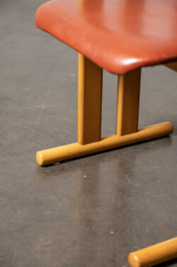 able de chevet, desserte vintage, rotin vintage, enfilade vintage, vaisselle ancienne, vaisselle vintage, table à manger vintage, table de ferme, fauteuil vintage