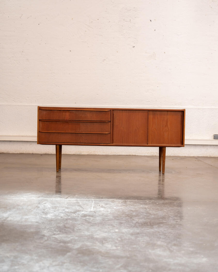 table astro, tables gigognes, table en teck, rotin vintage, table Gplan, table fishtail