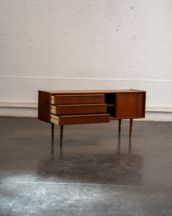 table astro, tables gigognes, table en teck, rotin vintage, table Gplan, table fishtail