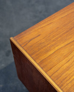 table astro, tables gigognes, table en teck, rotin vintage, table Gplan, table fishtail