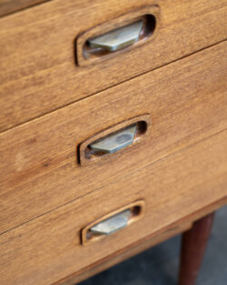 able astro, tables gigognes, table en teck, rotin vintage, table Gplan, table fishtail