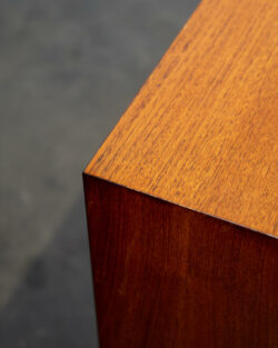 able astro, tables gigognes, table en teck, rotin vintage, table Gplan, table fishtail
