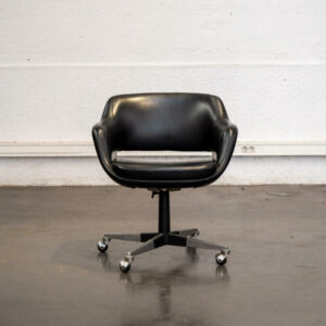 able astro, tables gigognes, table en teck, rotin vintage, table Gplan, table fishtail