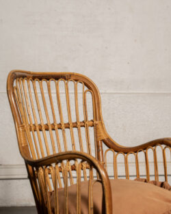 chaise longue vintage, bibliothèque vintage, fauteuil vintage, rotin vintage, table à rallonges, commode vintage, enfilade, table de ferme