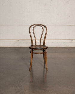 chaise longue vintage, bibliothèque vintage, fauteuil vintage, rotin vintage, table à rallonges, commode vintage, enfilade, table de ferme