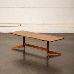 enfilade anglaise, rotin vintage, table en teck, table à rallonge, bureau vintage, chaise bistrot, vaisselle italienne, vaisselle ancienne