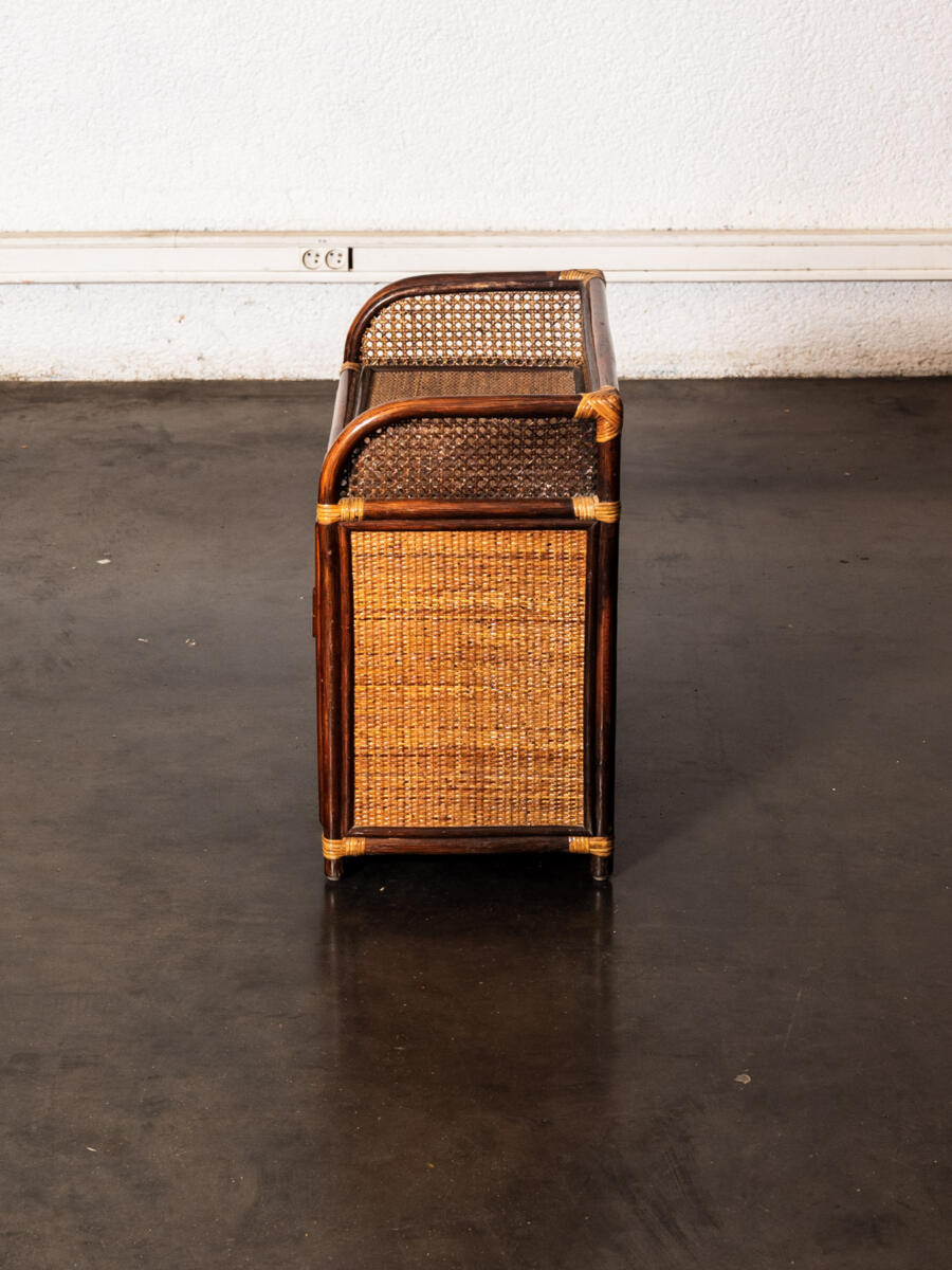 vintage store