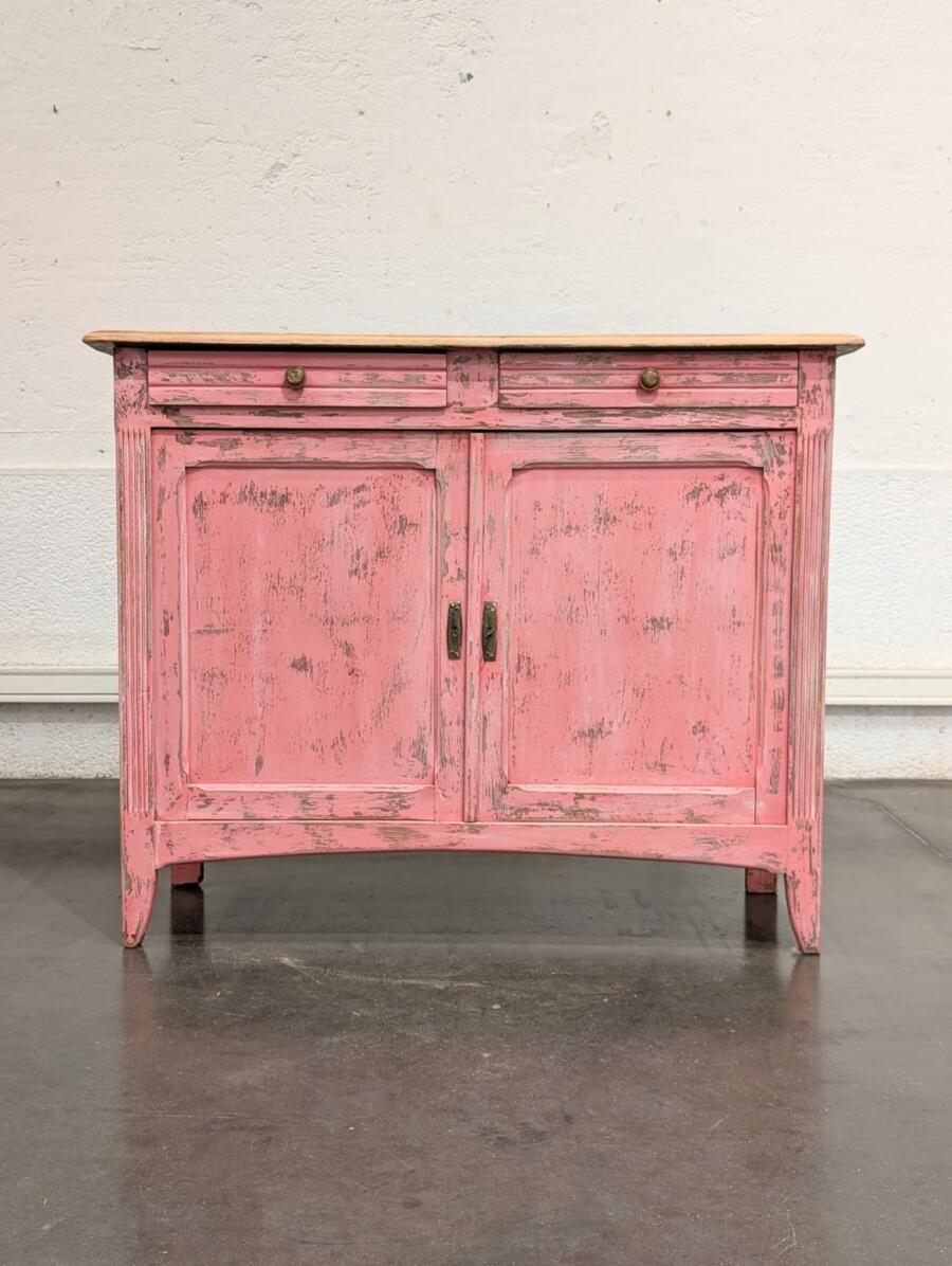 étagère basse , bibliothèque vintage, enfilade, buffet de campagne, vaisselle ancienne, lampe vintage, table de ferme, table vintage, commode vintage, rotin vintage
