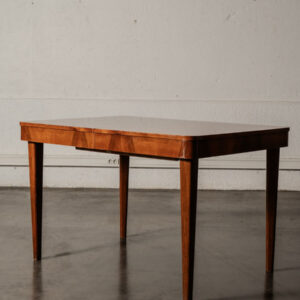 chaise tatra, chaise vintage, chaise Volak, jiroutek, commode jiroutek, enfilade jiroutek, rotin vintage, chevet vintage, fauteuil boomerang, commode vintage, table Halabala