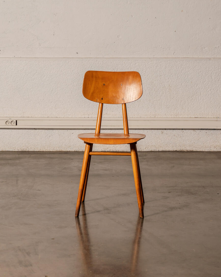 chaise tatra, chaise vintage, chaise Volak, jiroutek, commode jiroutek, enfilade jiroutek, rotin vintage, chevet vintage, fauteuil boomerang, commode vintage