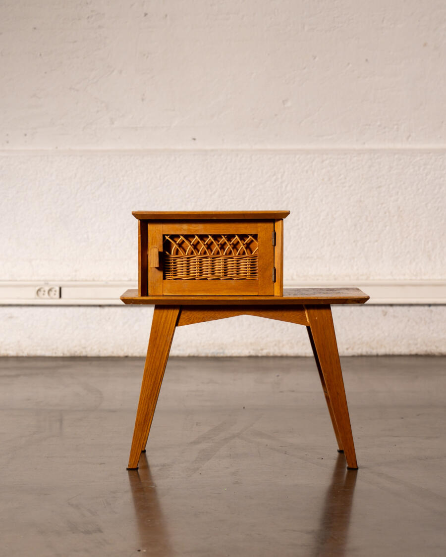 buffet de campagne, enfilade, commode en rotin, chevet, table de nuit vintage, table à abattants, canapé scandinave, tables gigognes