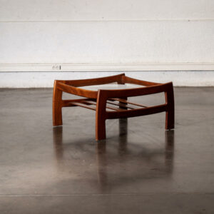 table asse en teck, table fishtail, enfilade anglaise, enfilade fers, room divider, commode en teck, tables basses gigognes, table ronde vintage, chaise vintage