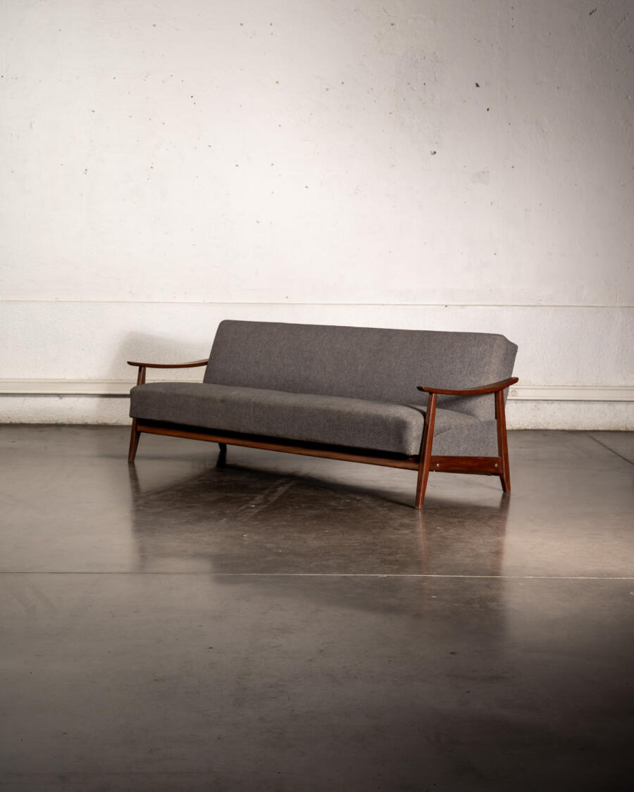 table basse danoise, table à manger vintage, chaise Haebo, enfilade, table en teck, table basse en palissandre, chevet vintage, meuble de campagne