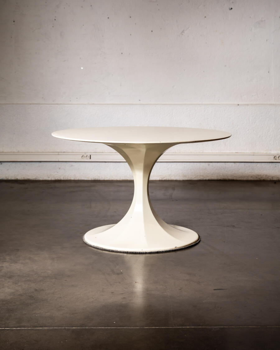 table asse en teck, table fishtail, enfilade anglaise, enfilade fers, room divider, commode en teck, tables basses gigognes, table ronde vintage, chaise vintage