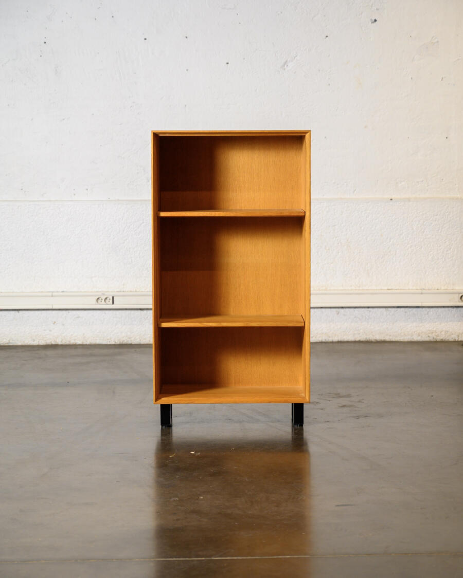 Enfilade, bureau vintage, bureau scandinave, table en teck, table basse en teck, table de ferme, table à rallonges , buffet de campagne, rotin vintage, fauteuil vintage, fauteuil boomerang