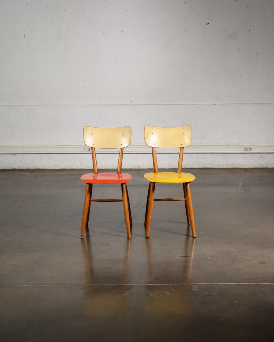 chaise en corde, enfilade jiroutek, buffet jiroutek, table à rallonge en teck, bureau vintage, chaise ton, fauteuil boomerang, chevet Mézulanik