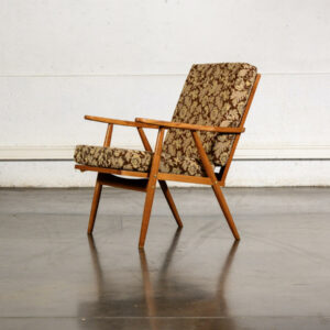 fauteuil boomerang, buffet jiroutek, enfilade jiroutek, table vintage, chaise vintage