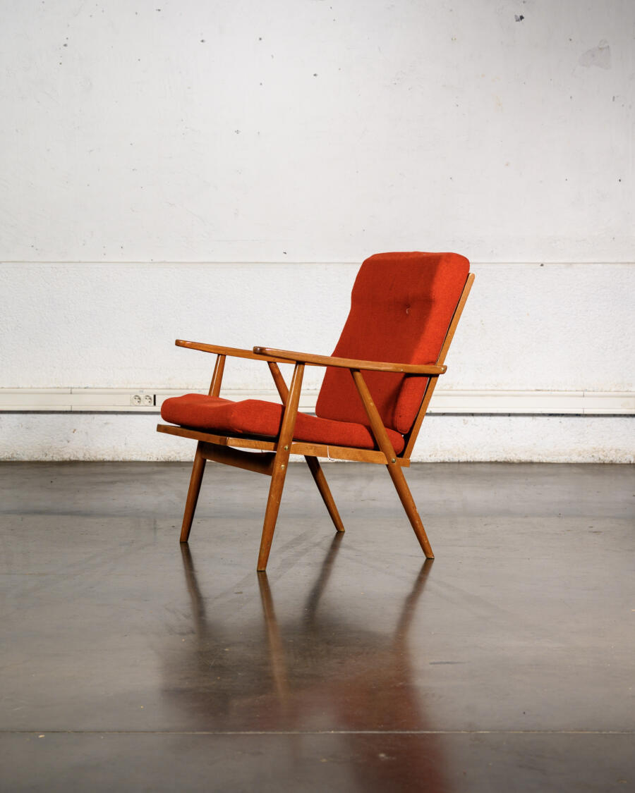 fauteuil boomerang, buffet jiroutek, enfilade jiroutek, table vintage, chaise vintage