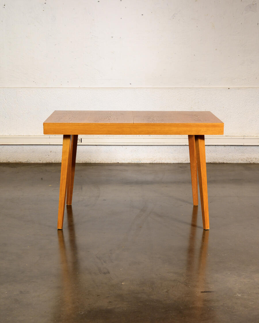 bureau scandinave, commode jiroutek, chaise pagholz, canapé scandinave vintage, paravent, enfilade