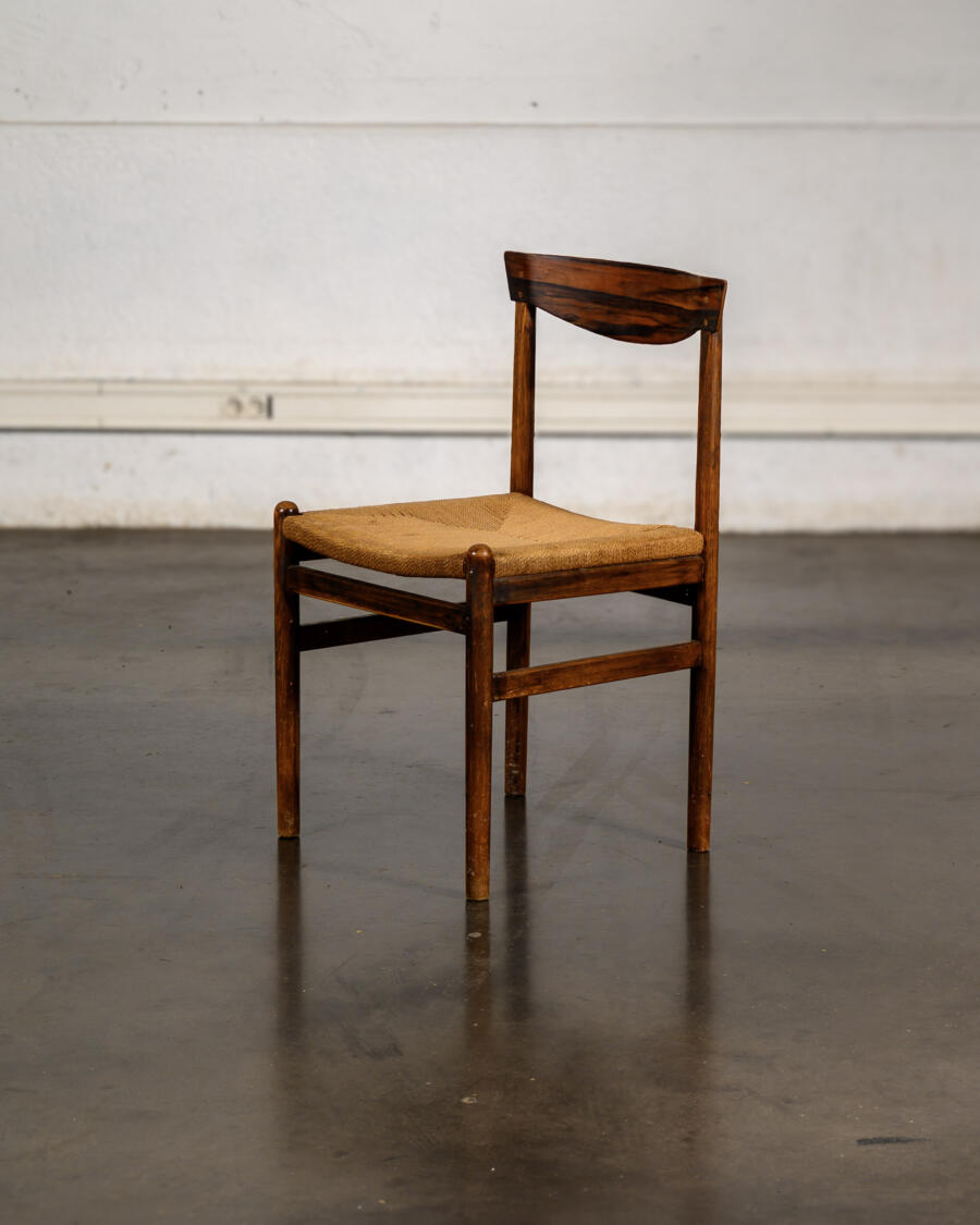 chaise en corde, enfilade jiroutek, buffet jiroutek, table à rallonge en teck, bureau vintage, chaise ton, fauteuil boomerang