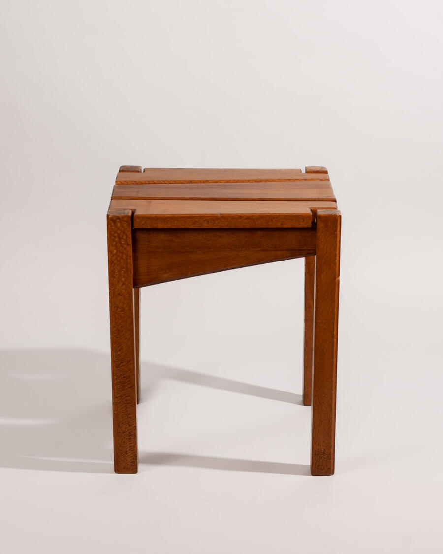 buffet jiroutek, buffet de campagne, enfilade, chaise vintage, paravent, canapé vintage, bureau vintage