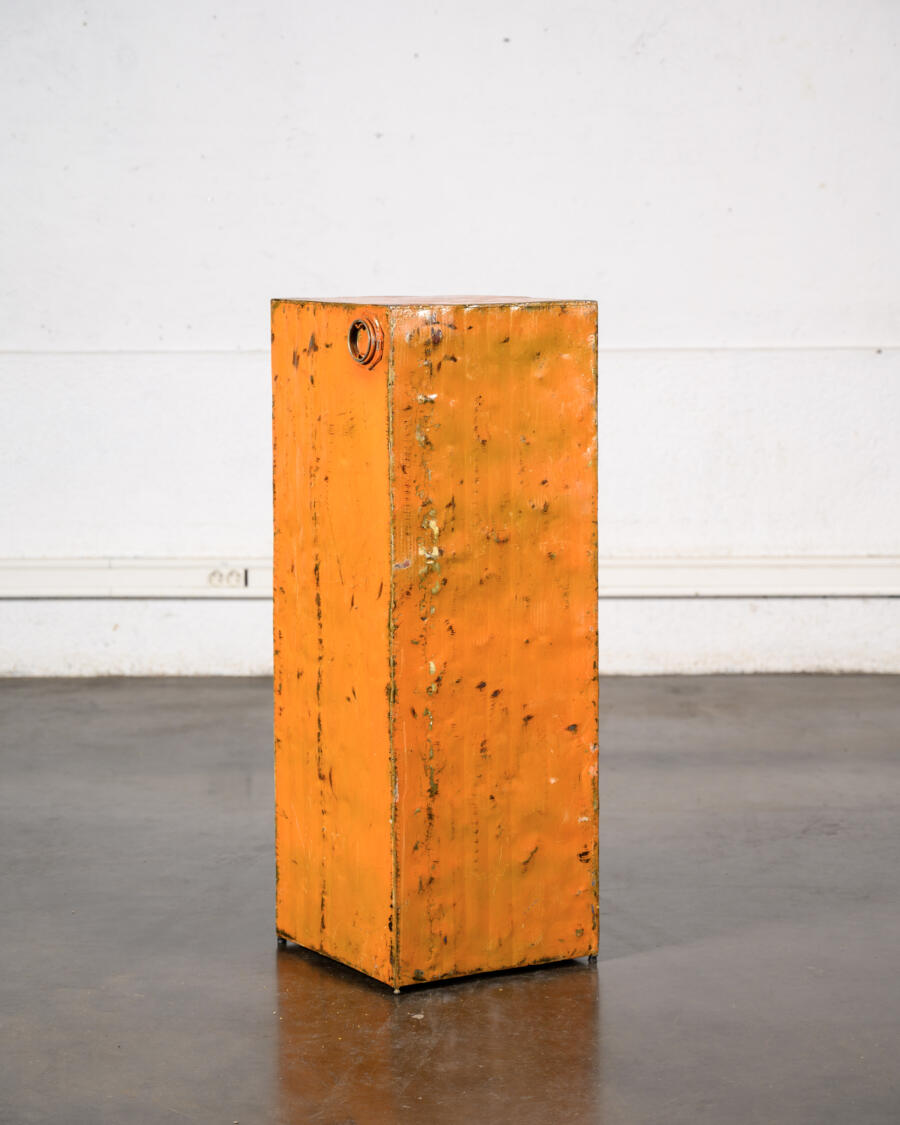 chaise cercle yngve Ekstrôm, buffet jiroutek, Bibliothèque vintage, chaise bistrot, rotin vintage, bureau scandinave