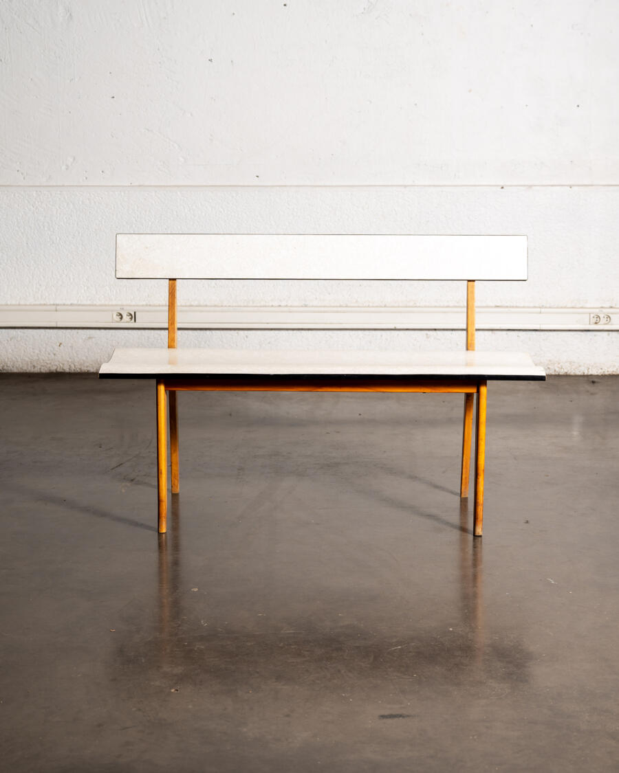 Bibliothèque Italienne, buffet jiroutek, table ergol, enfilade, table en teck, rotin, table basse, table astro , table basses gigognes