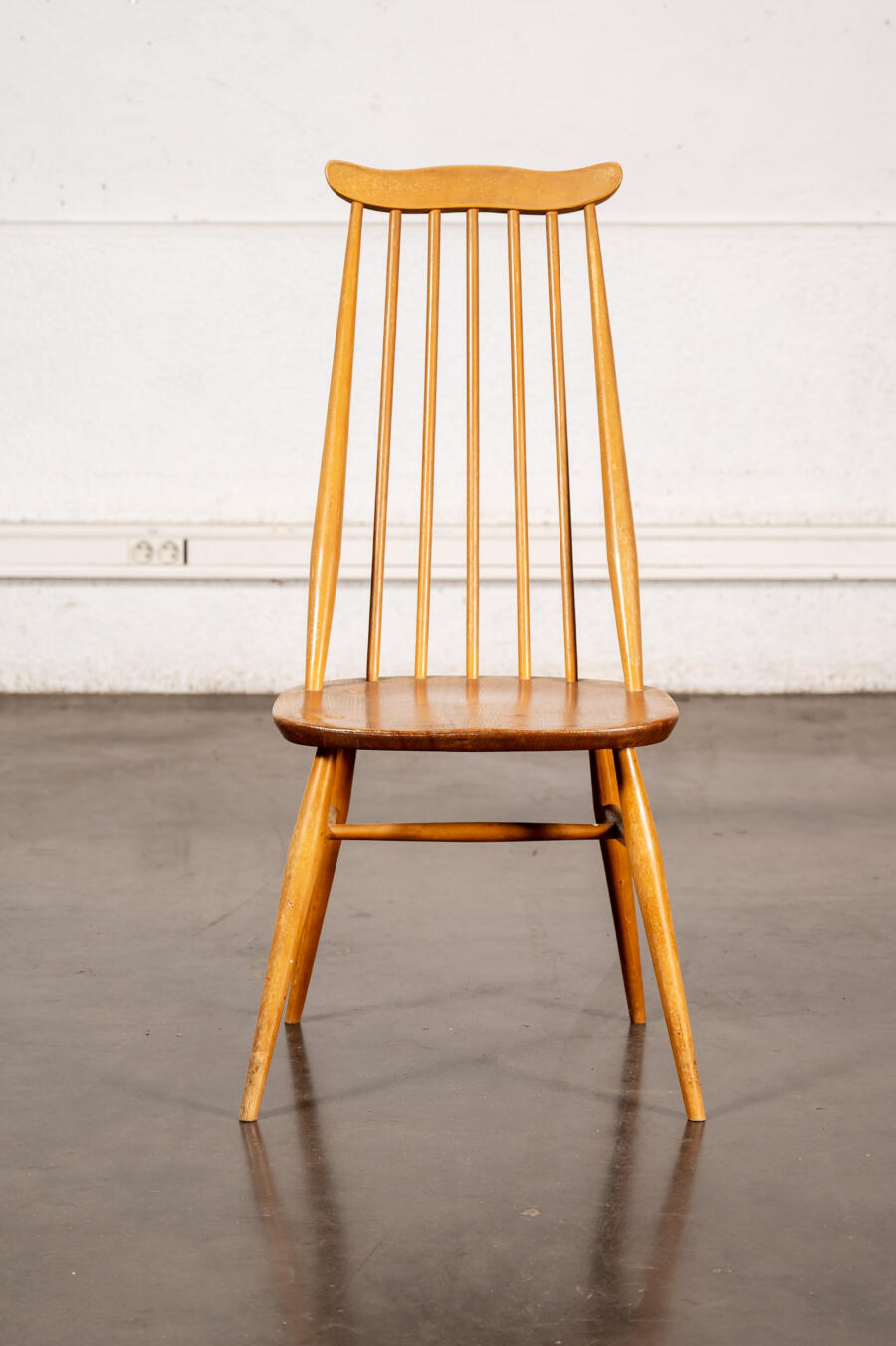 Bibliothèque Italienne, buffet jiroutek, table ergol, enfilade, table en teck, rotin, table basse, table astro , table basses gigognes, enfilade Mcintosh